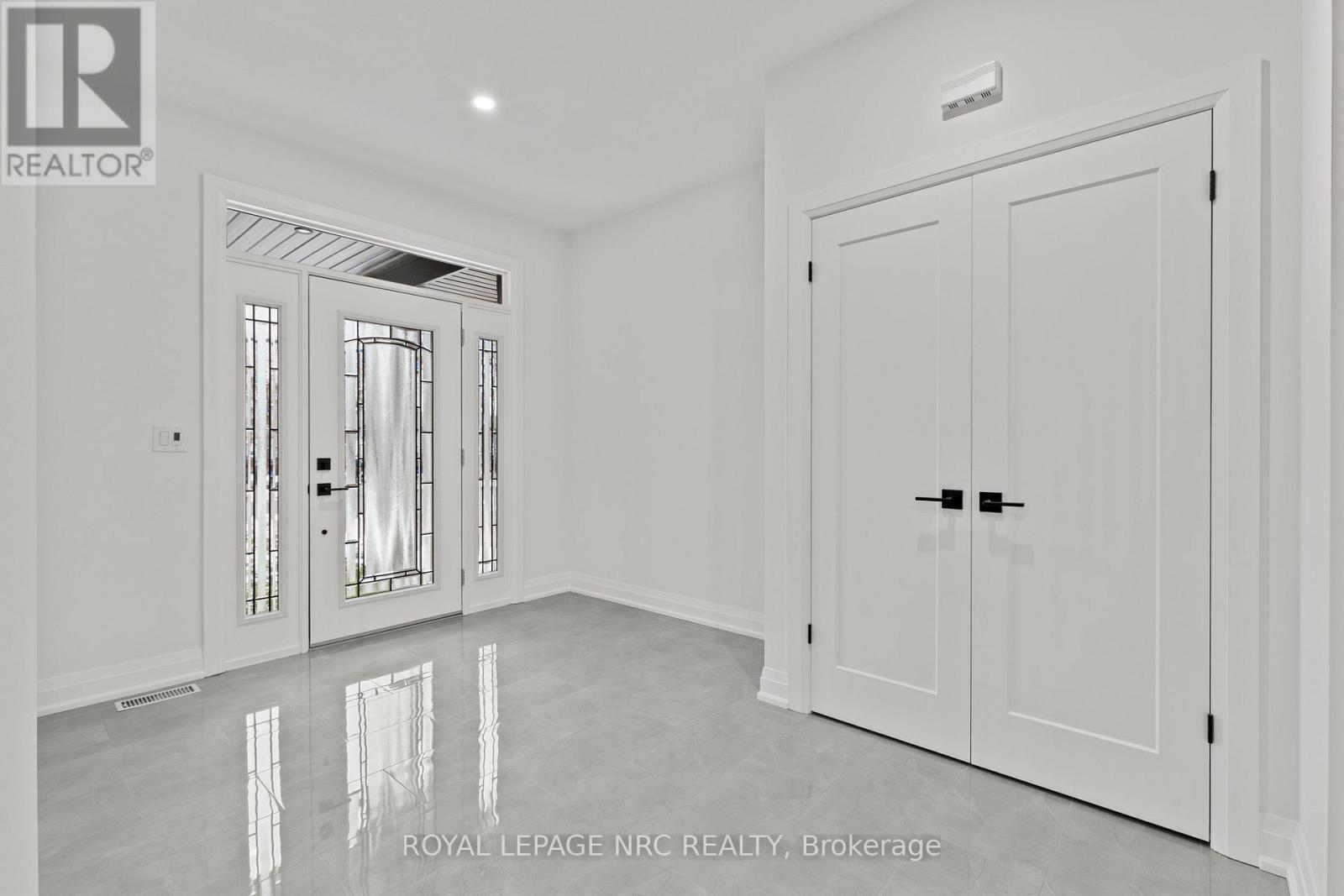 4705 LEE AVENUE - 4