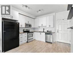 2410, 99 Copperstone Park Se, Calgary, AB T2Z5C9 Photo 9