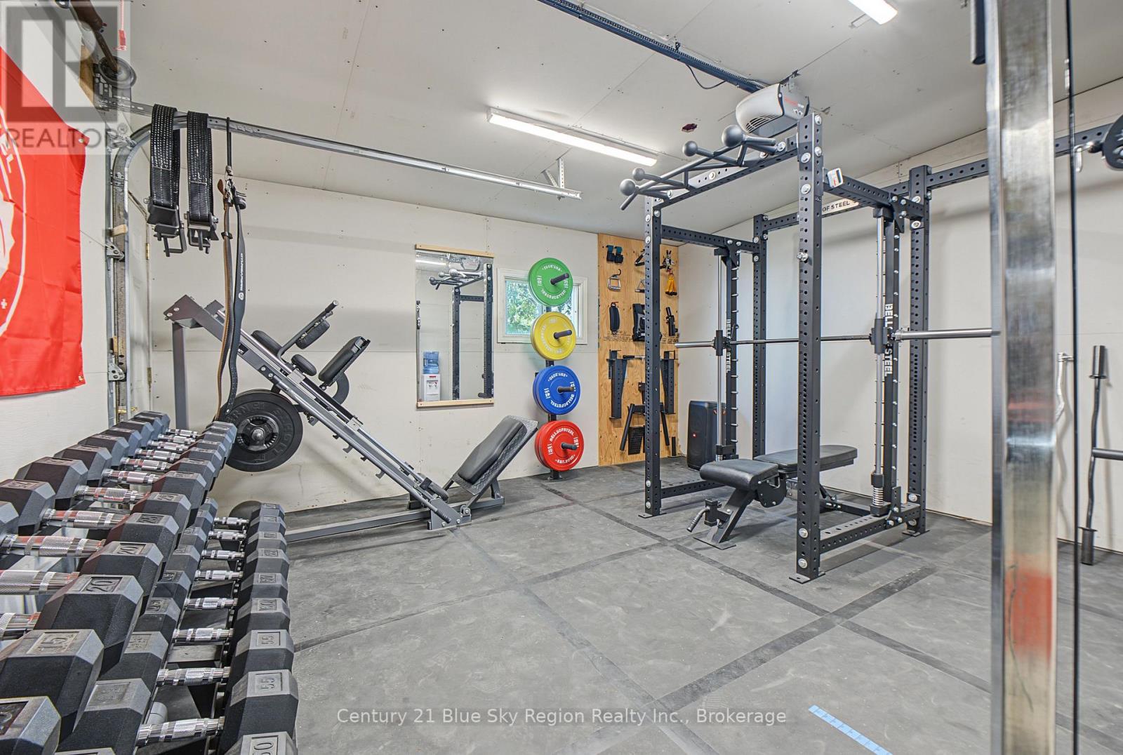 125 GOLF CLUB ROAD - 40