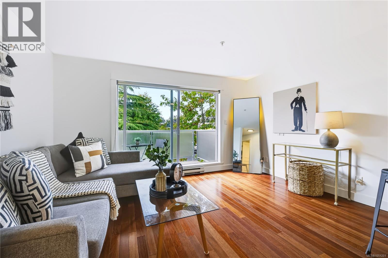 #314 1315 Esquimalt Rd - 3