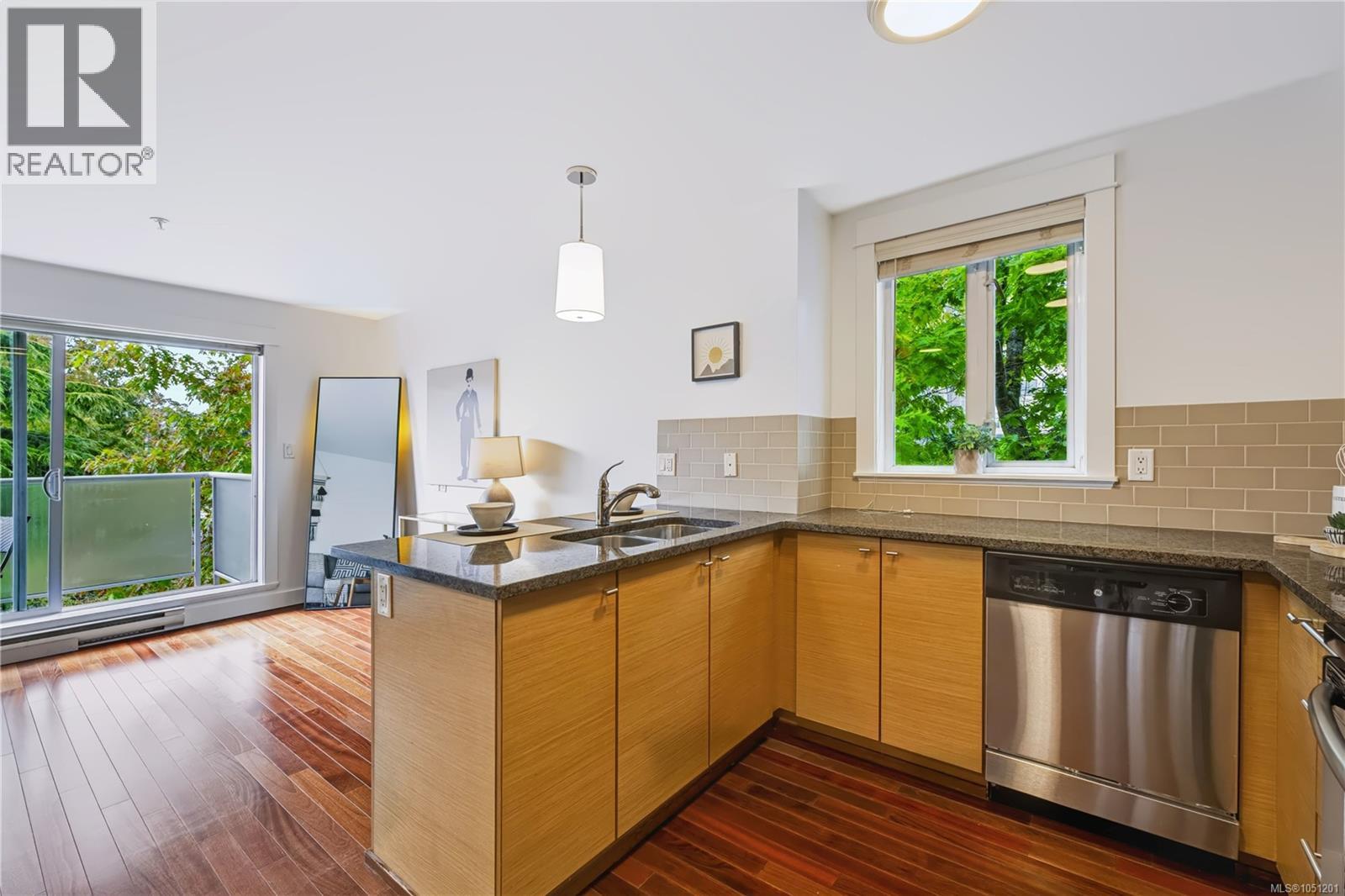 #314 1315 Esquimalt Rd - 9