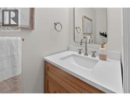 2pc Bathroom - 64 Driftwood Court, Grimsby, ON L3M4Y1 Photo 15