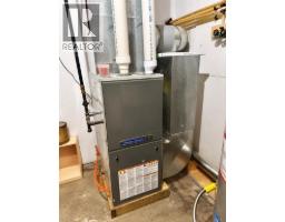 1810 Evergreen Drive, Hillcrest, AB T0K1C0 Photo 25