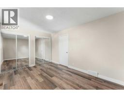 7609 36 Avenue NW - photo 23