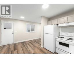 7609 36 Avenue NW - photo 20