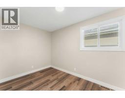 7609 36 Avenue NW - photo 21