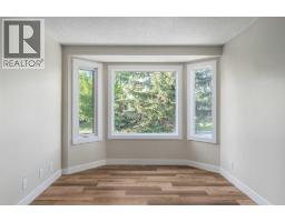 7609 36 Avenue NW - photo 10