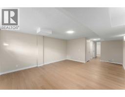7609 36 Avenue NW - photo 40