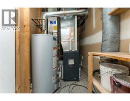 7609 36 Avenue NW - photo 30
