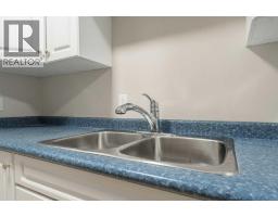 7609 36 Avenue NW - photo 33
