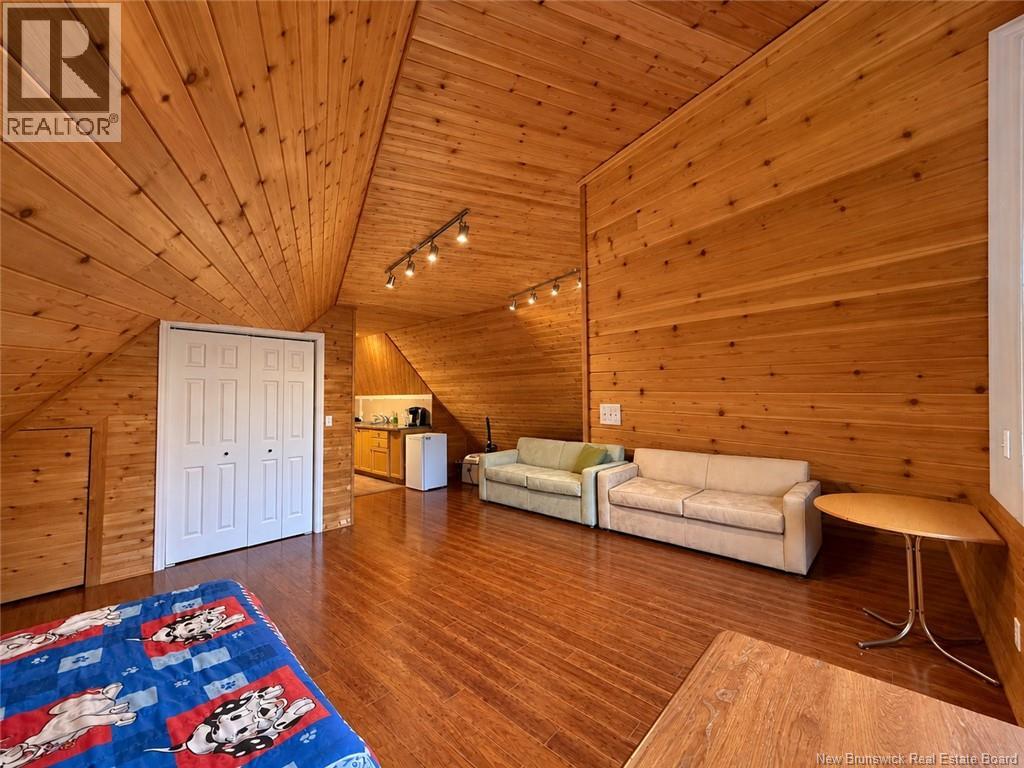 2365 Lower Cambridge Road - 10