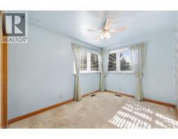 8 Hill Place, Stoney Creek, ON L8G2W3 Photo 19