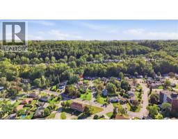 8 Hill Place, Stoney Creek, ON L8G2W3 Photo 41