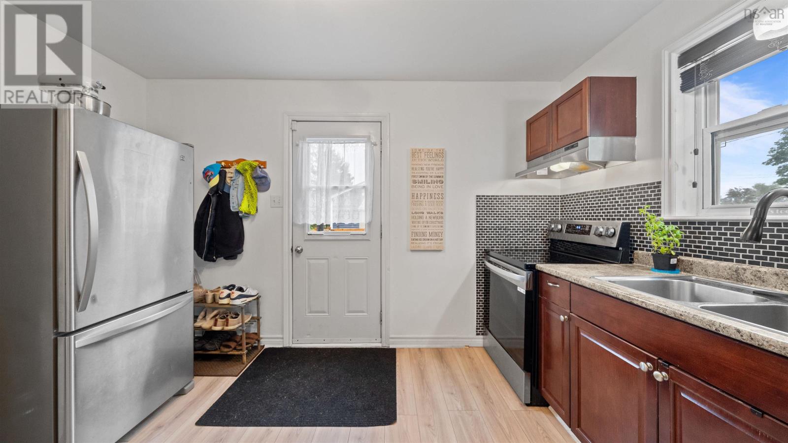 57 Ridge Avenue - 20