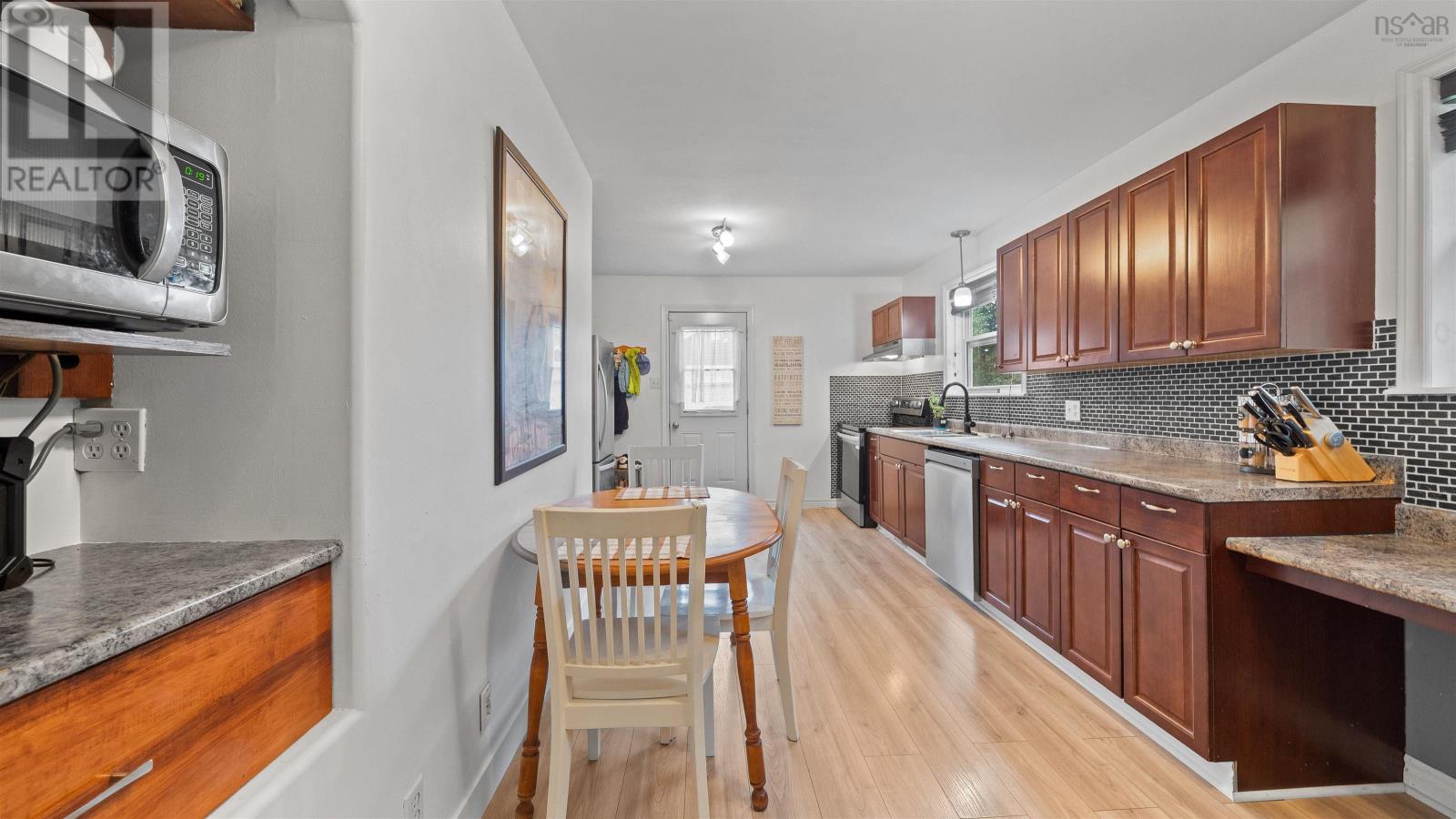 57 Ridge Avenue - Image 13
