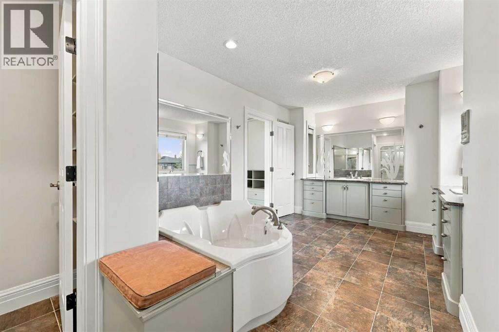 65 Aspen Ridge Crescent SW - Image 33