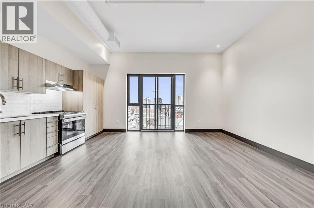 #605 121 KING Street E - 17
