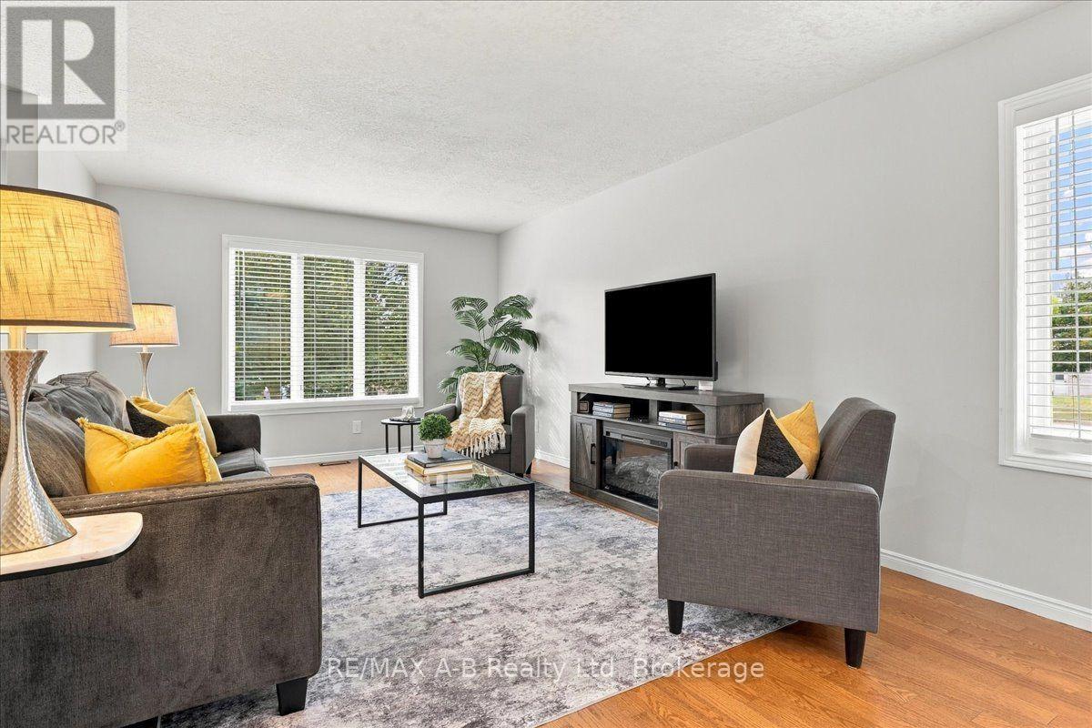 194 NORWOOD COURT - Image 10