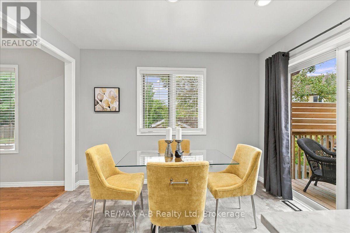 194 NORWOOD COURT - 14