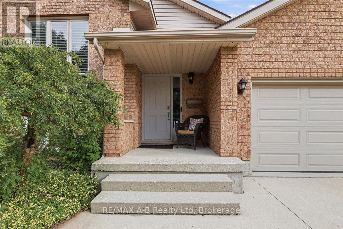 194 NORWOOD COURT - Image 3