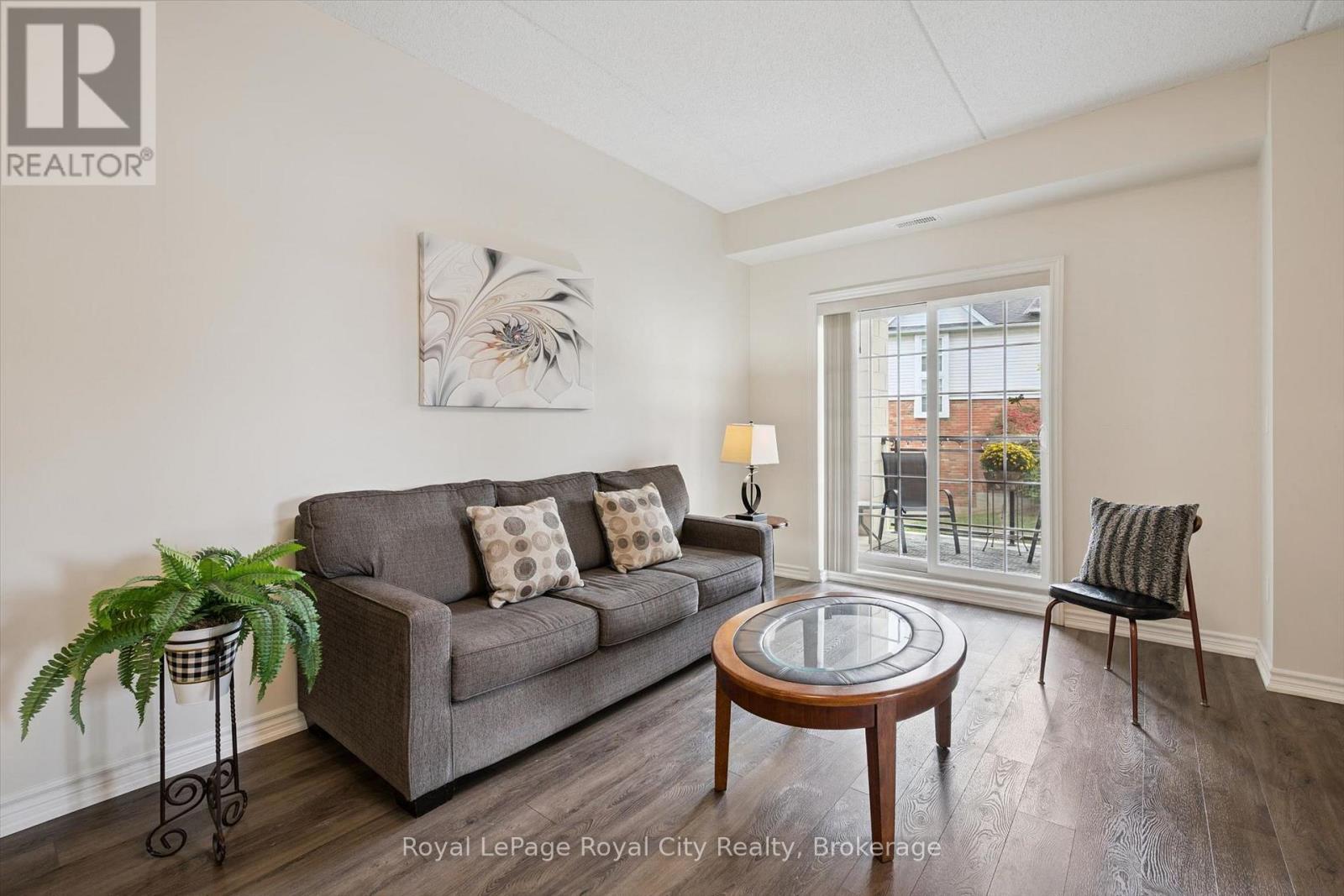 #142 1077 GORDON STREET - 12