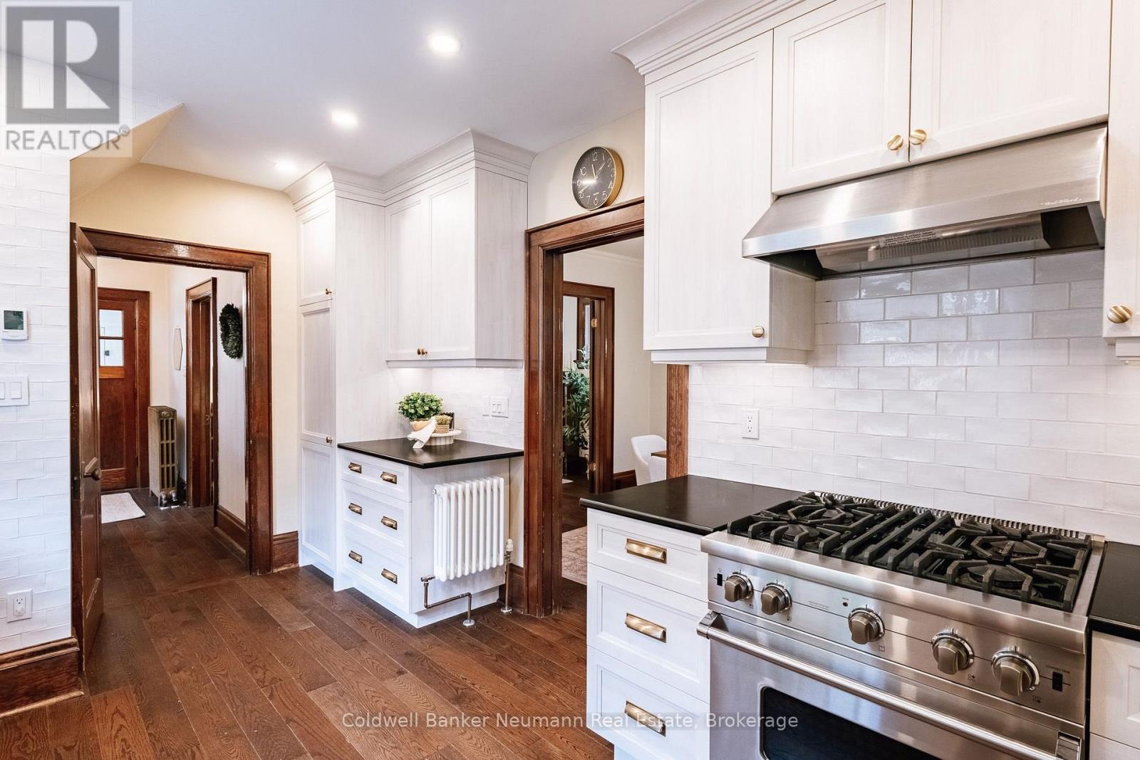 83 DURHAM STREET - 23