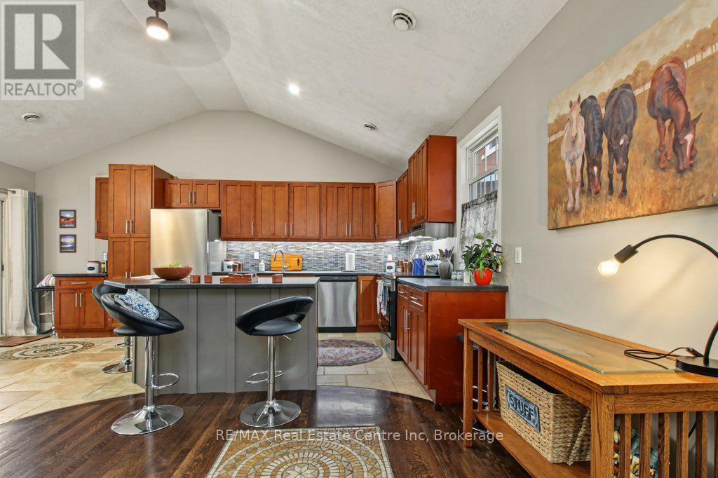 104 JOHNSTON STREET - Image 11