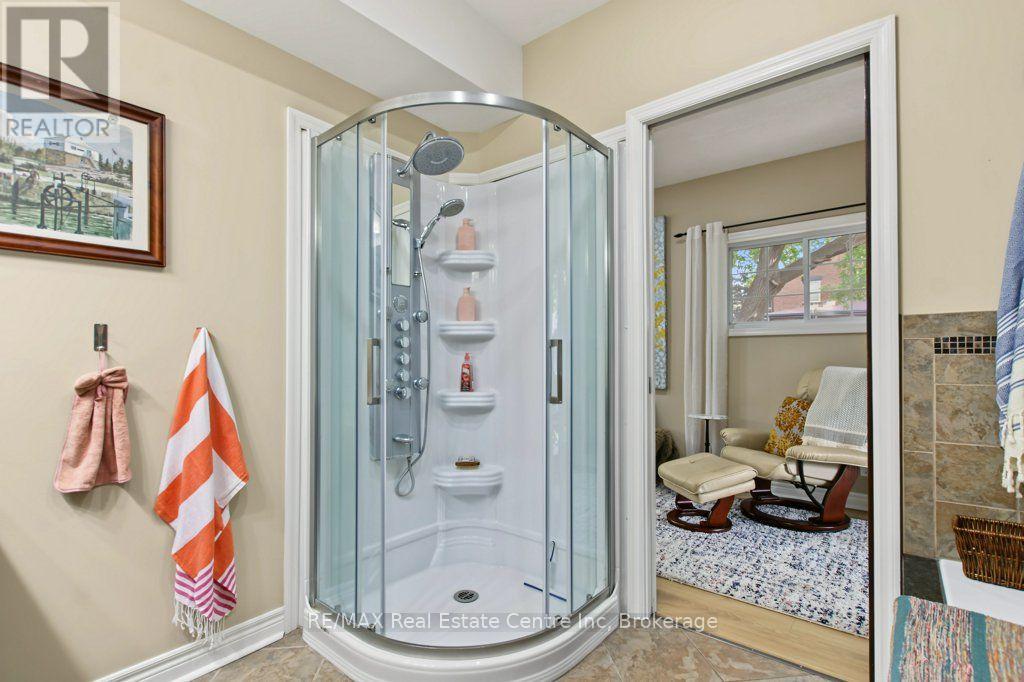 104 JOHNSTON STREET - 24