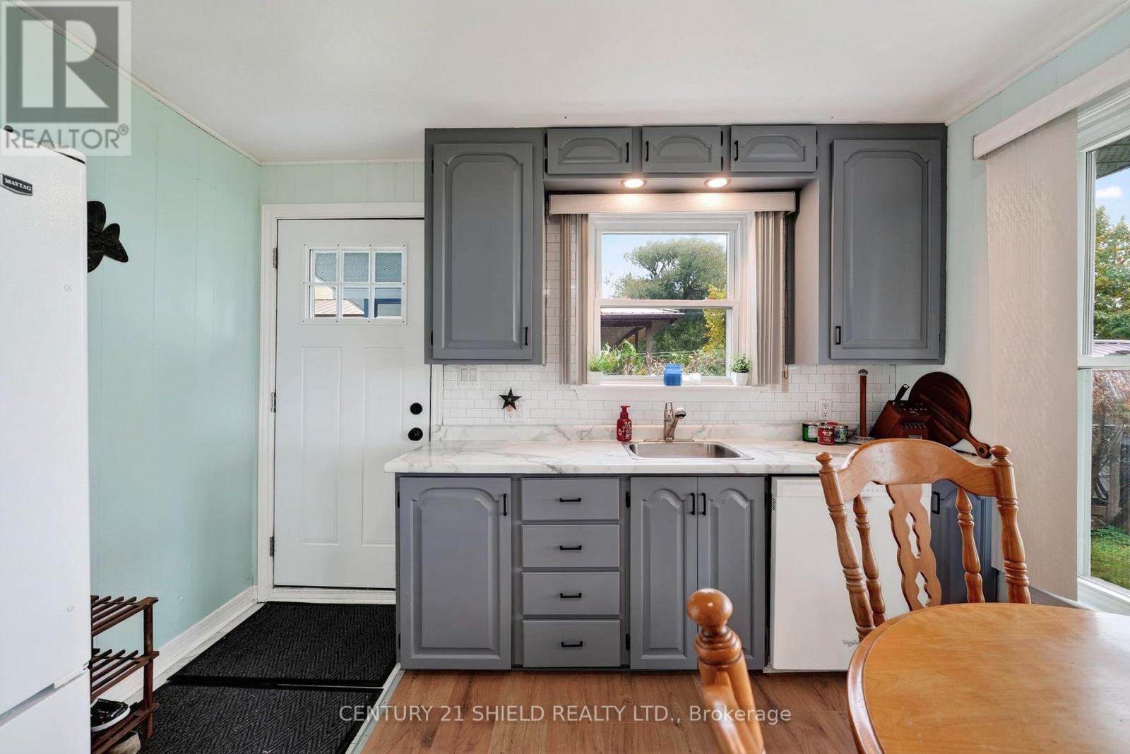 6325 78TH AVENUE - Image 7
