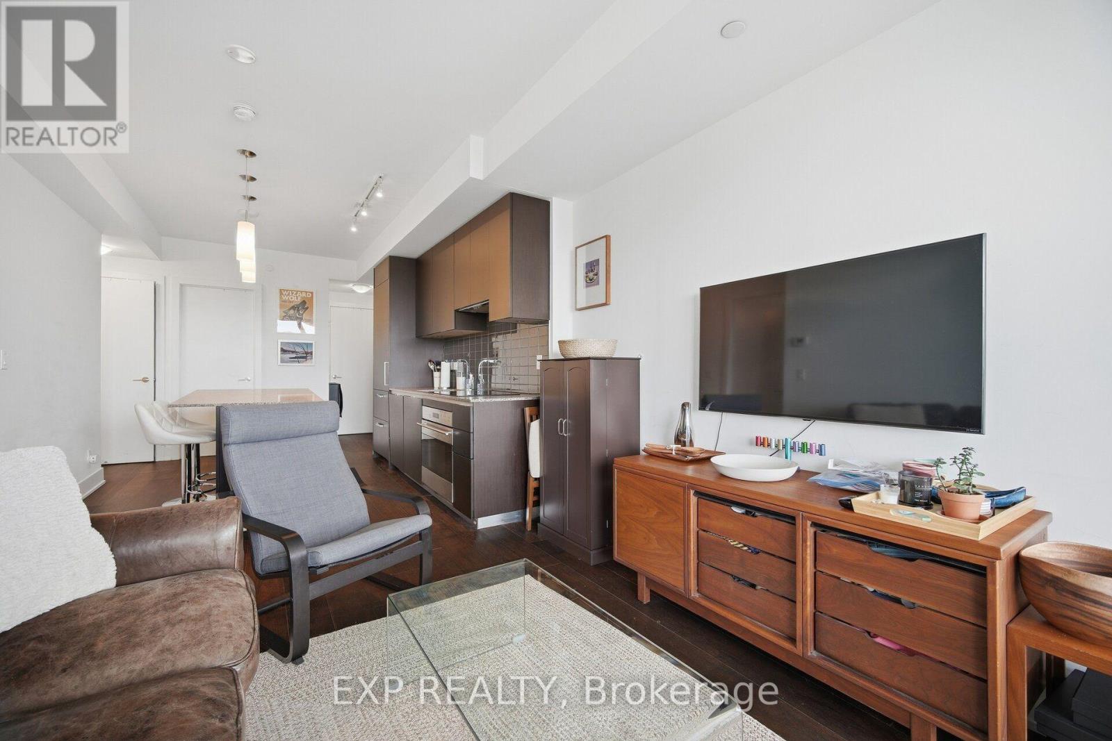 #2505 200 BLOOR STREET W - 16