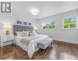 4 Kenrae Road, Toronto, ON M4G1Y1 Photo 20