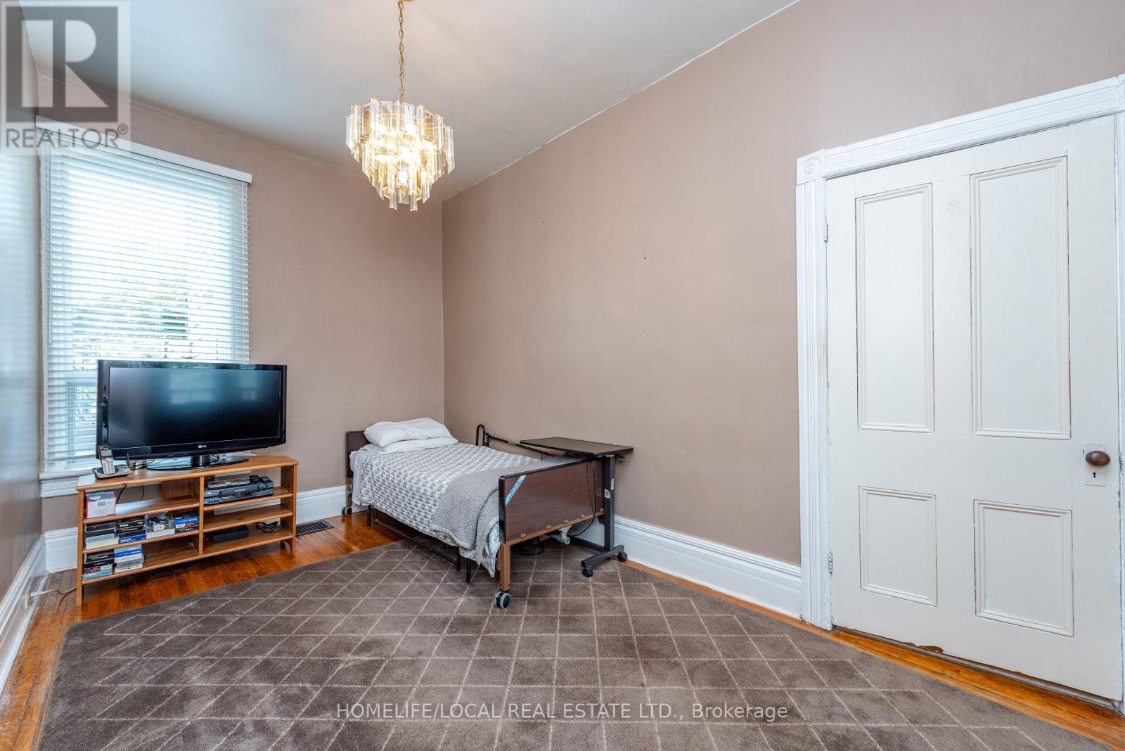 38 GORDON STREET - Image 29