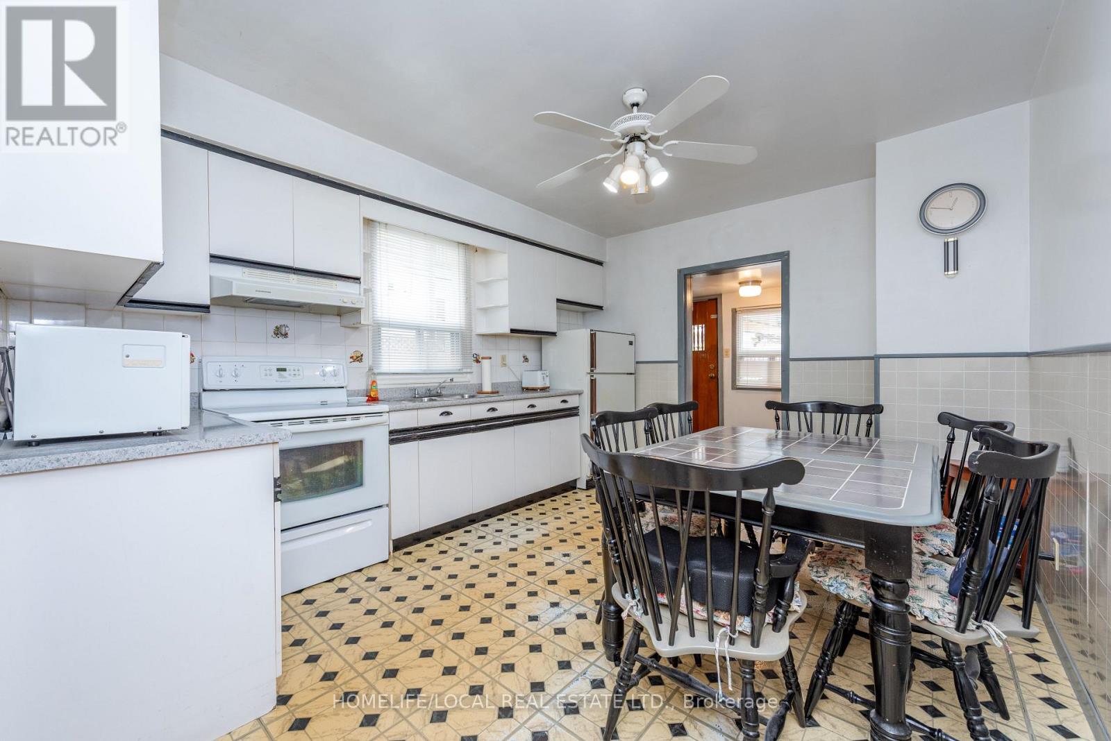 38 GORDON STREET - Image 32