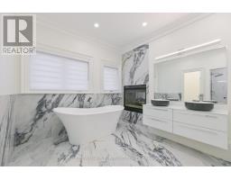 27 True Davidson Drive, Toronto, ON M4W3X3 Photo 28