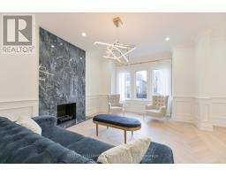 Dining room - 27 True Davidson Drive, Toronto, ON M4W3X3 Photo 7