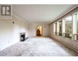 2 Clovestone Road, Toronto, ON M2L1X3 Photo 11