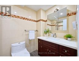 54 Sunderland Crescent, Toronto, ON M1H2V3 Photo 34