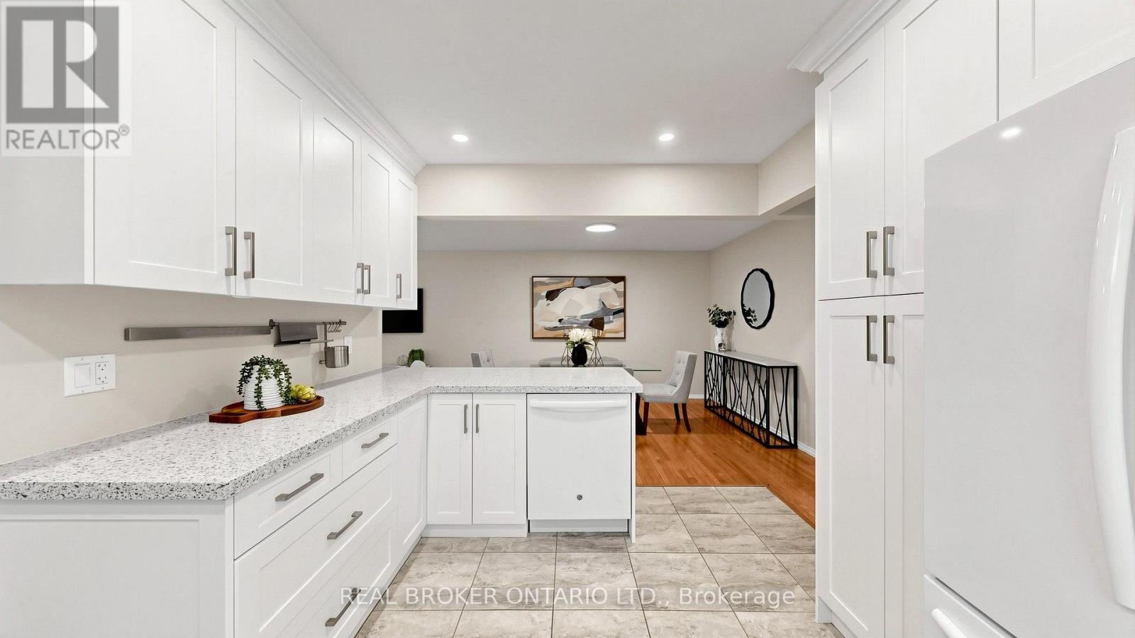 32 CAIRNSIDE CRESCENT - Image 19