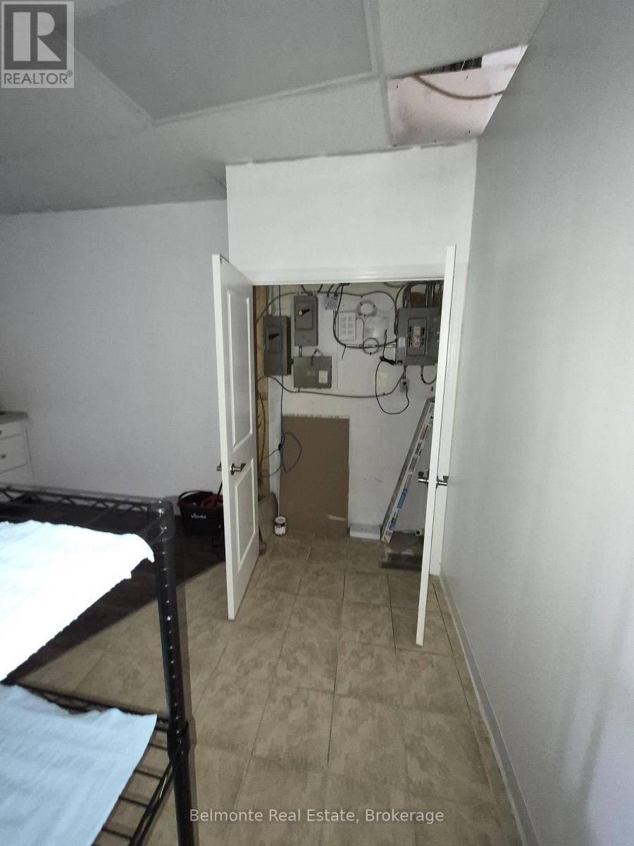 37 - 1621 MCEWEN DRIVE, Whitby (Whitby Industrial) — photo 8