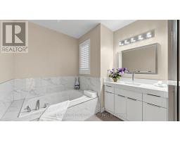 53 Castleglen Boulevard, Markham, ON L6C0A9 Photo 20
