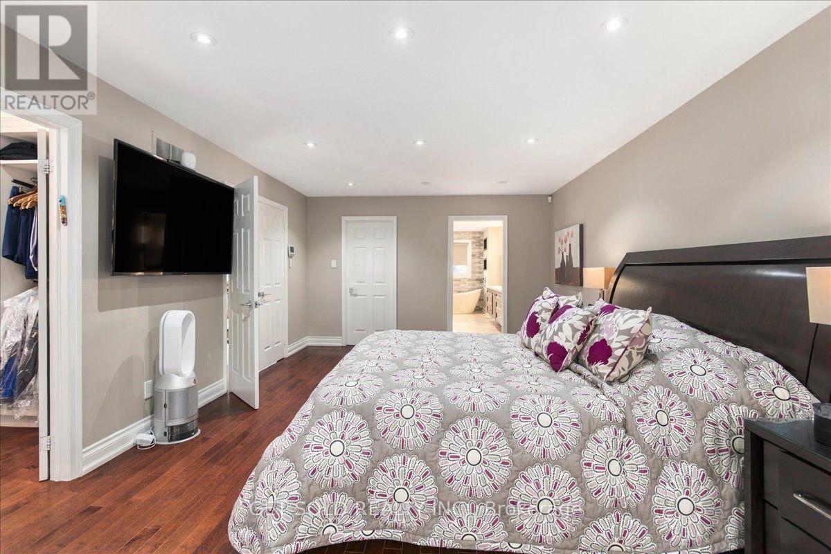10 COLDWATER COURT - 21