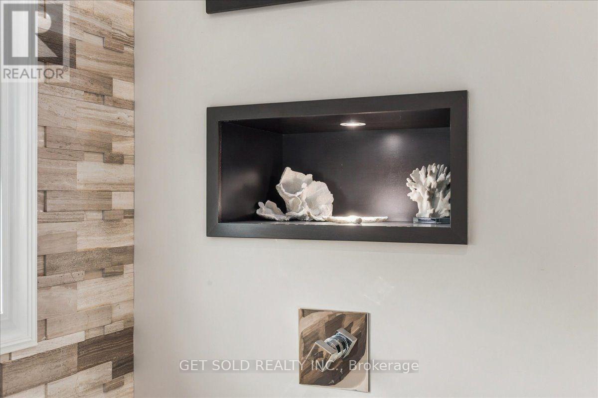 10 COLDWATER COURT - 25