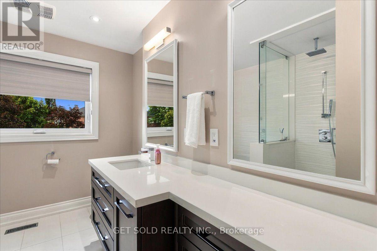 10 Coldwater Court, Vaughan, ON photo 30