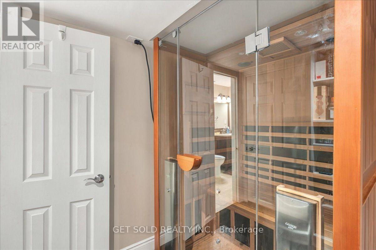 10 Coldwater Court, Vaughan, ON photo 36