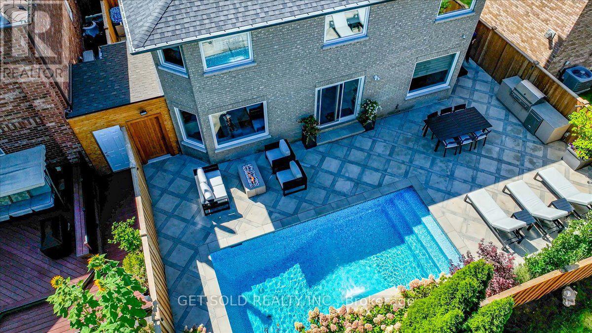 10 Coldwater Court, Vaughan, ON photo 42