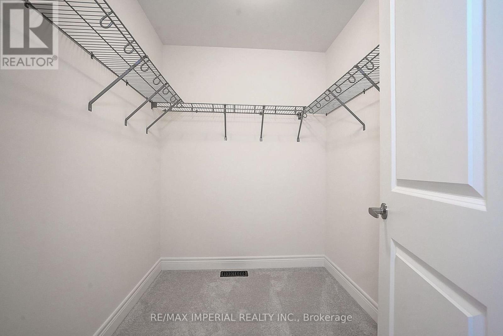 39 BOSTOCK DRIVE - Image 23