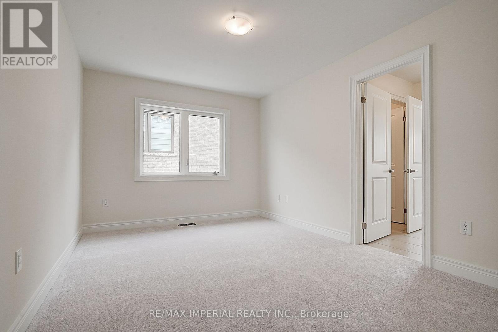 39 BOSTOCK DRIVE - 26