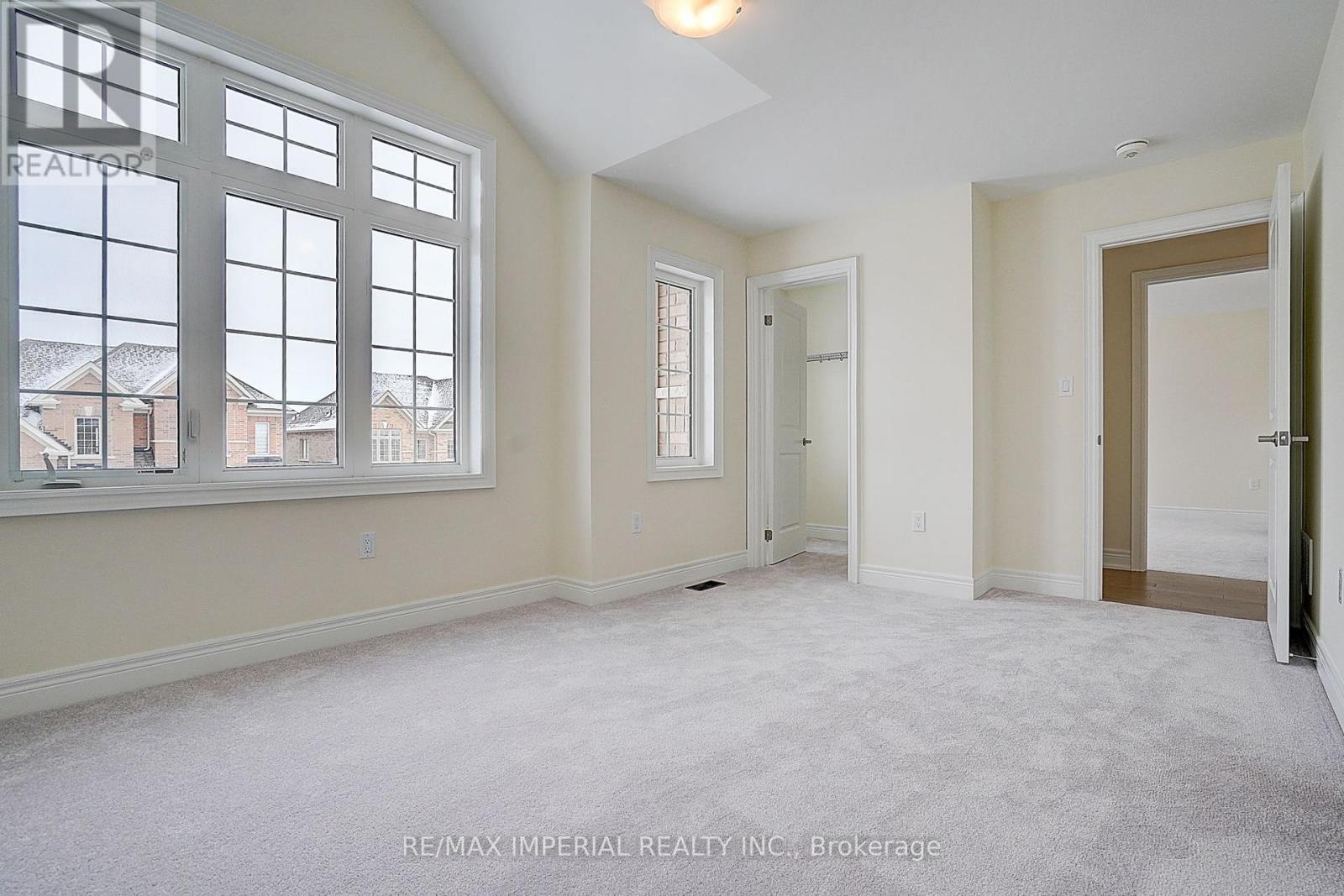 39 BOSTOCK DRIVE - 31