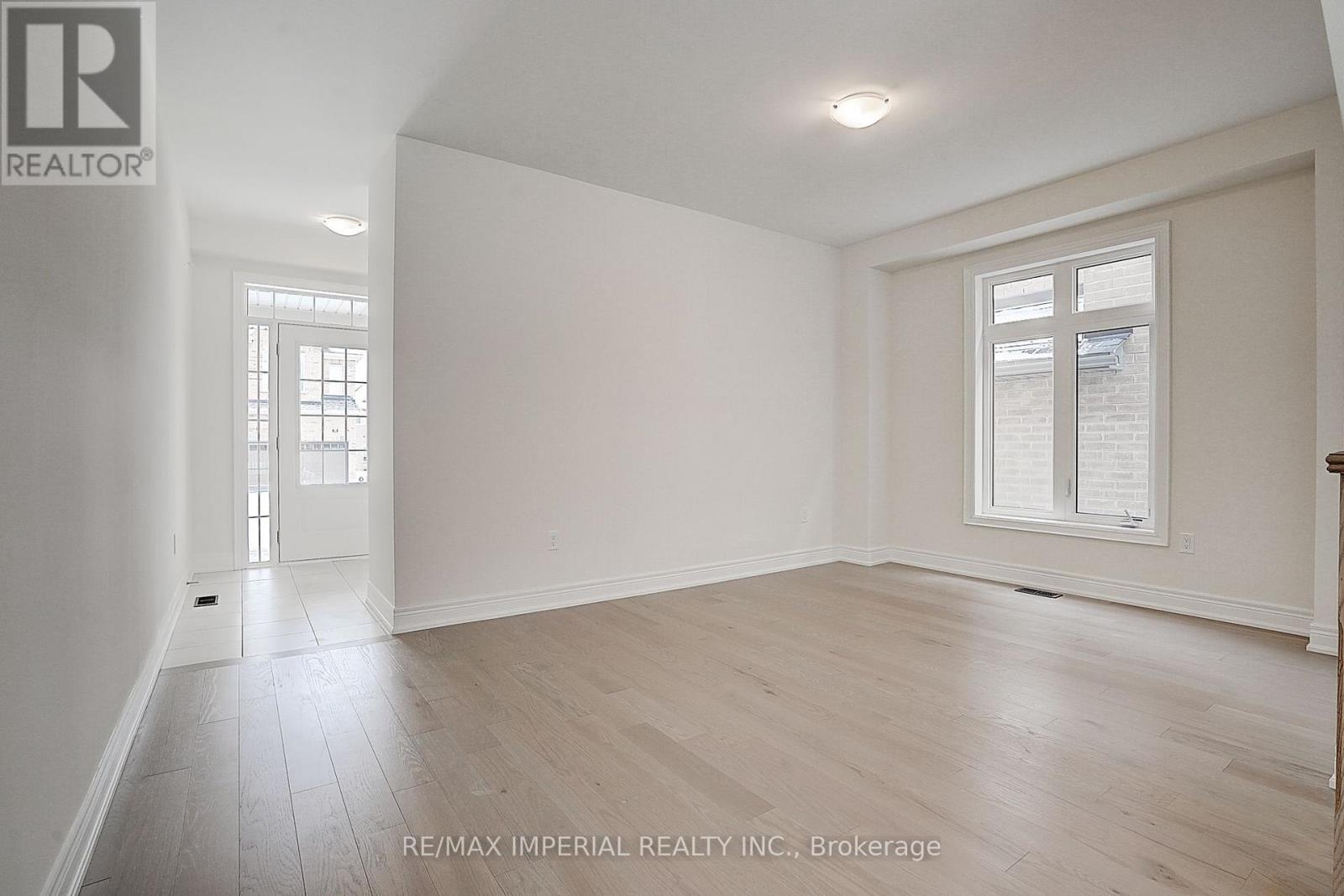 39 BOSTOCK DRIVE - Image 5