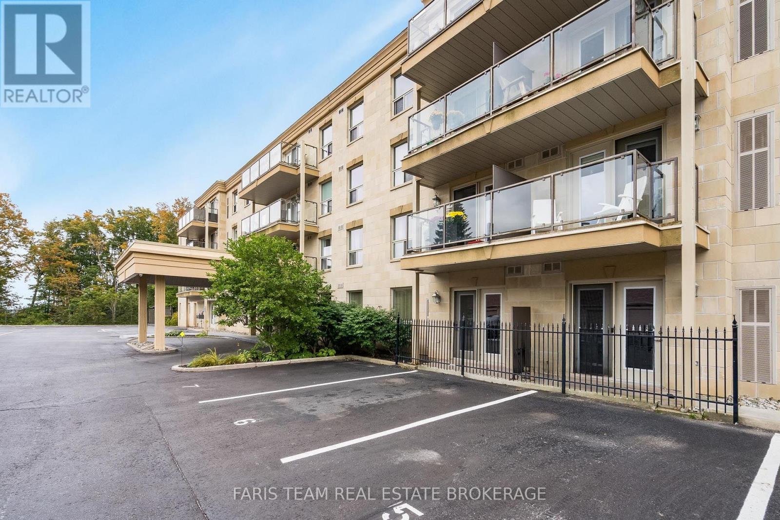 #110 486 LACLIE STREET - 2